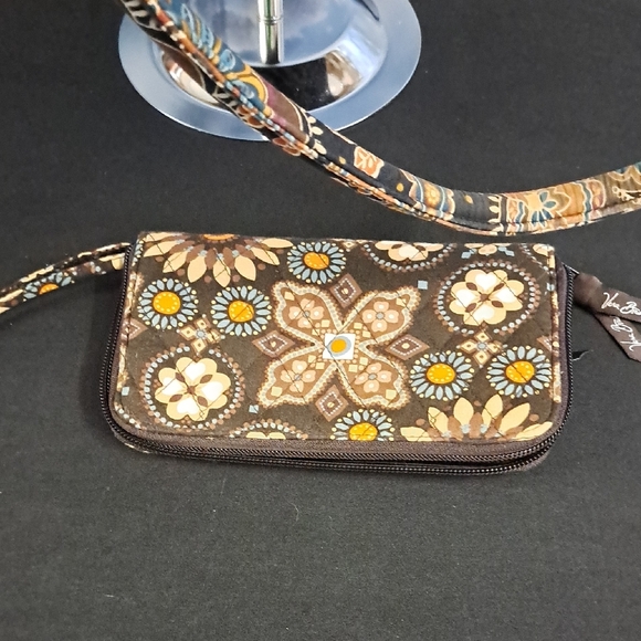 Vera Bradley Brown and Orange Paisley Travel Bag - Picture 4 of 4